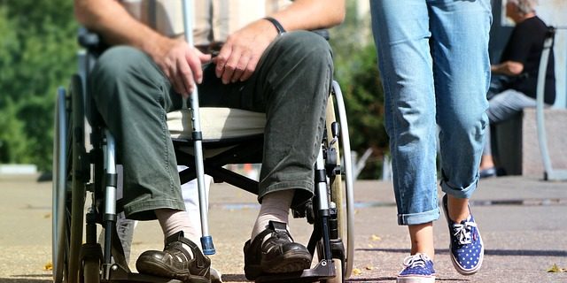 wheelchair-1629490_640